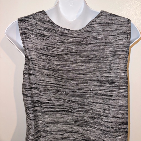 BCBGMaxAzria sleeveless faux Wrap around top, size medium, gray/black - Picture 7 of 16
